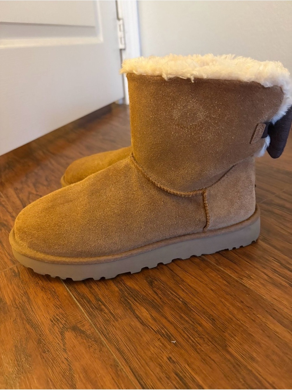 UGG Chestnut Suede Short Boot with Dark Brown Bow - Picture 4 of 7
